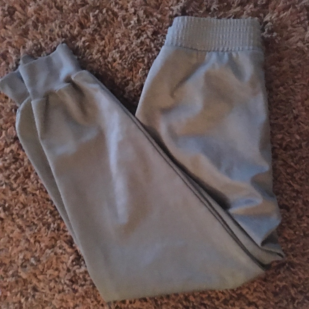 Xs Nike joggers
